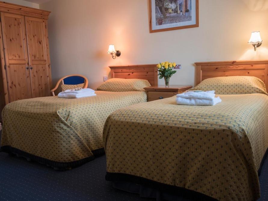 Hotel The Olde Peculiar Rugeley Zewnętrze zdjęcie